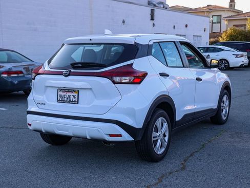 Used 2024 Nissan Kicks S FWD image 4