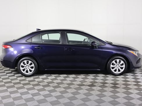Used 2024 Toyota Corolla LE image 5