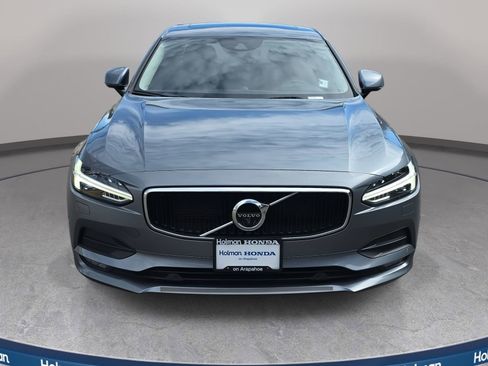 Used 2017 Volvo S90 T6 Momentum w/ Vision Package image 3