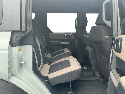 Used 2023 Ford Bronco Wildtrak AWD/4WD image 23