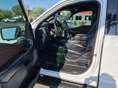 Used 2022 Ford F150 Lariat image 11