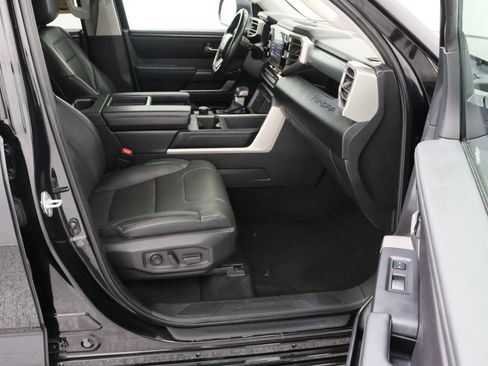 Used 2022 Toyota Tundra SR5 w/ SR5 Premium Package RWD image 36