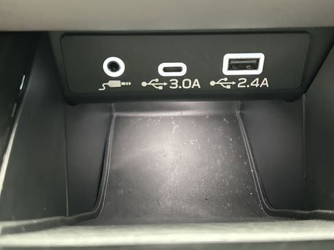 Certified 2025 Subaru Outback Premium image 36