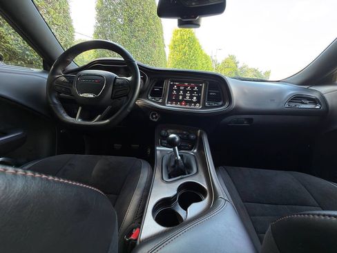 Used 2020 Dodge Challenger R/T Scat Pack RWD image 41