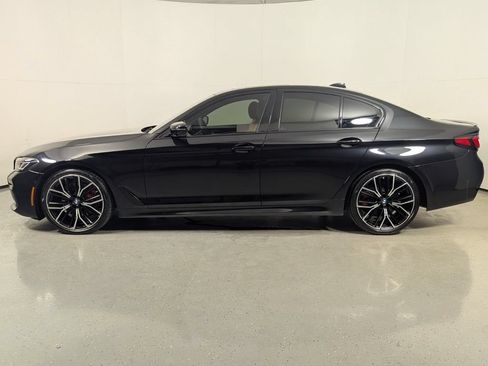 Used 2023 BMW 530i w/ M Sport Package RWD image 4