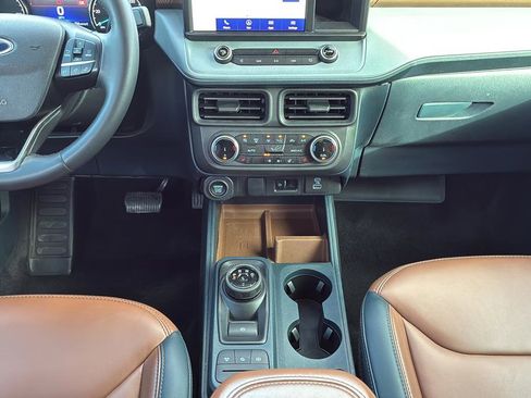 Used 2023 Ford Maverick Lariat w/ Lariat Luxury Package FWD image 21