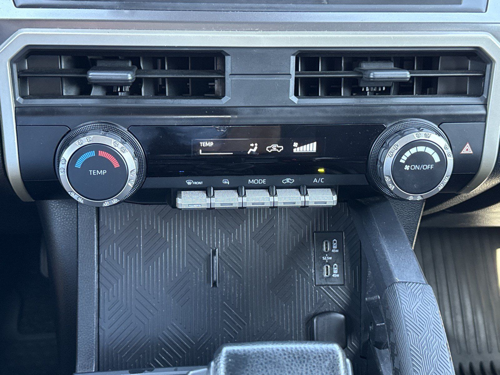 Used 2024 Toyota Tacoma SR5 RWD image 25