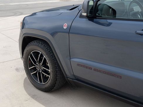 Used 2021 Jeep Grand Cherokee Trailhawk AWD/4WD image 10