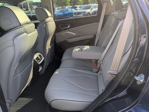 Certified 2024 Acura RDX SH-AWD w/ Advance Package image 35