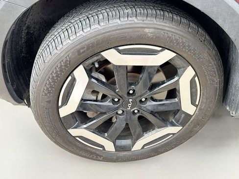 Used 2023 Kia Telluride S FWD image 32