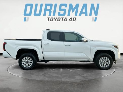 Certified 2026 Toyota Tacoma SR5 RWD image 9