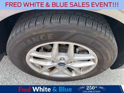 Used 2021 Ford Edge SEL AWD/4WD image 2