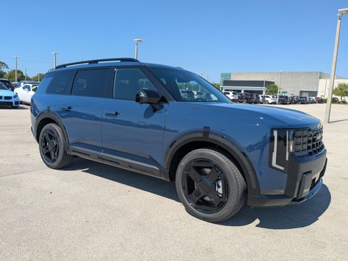New 2027 Kia Telluride SX X-Line w/ Towing Package AWD/4WD image 2