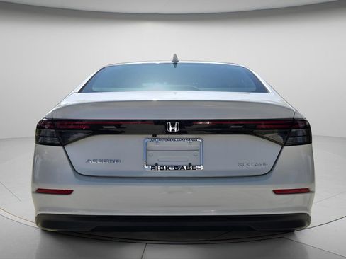 Used 2023 Honda Accord LX image 6
