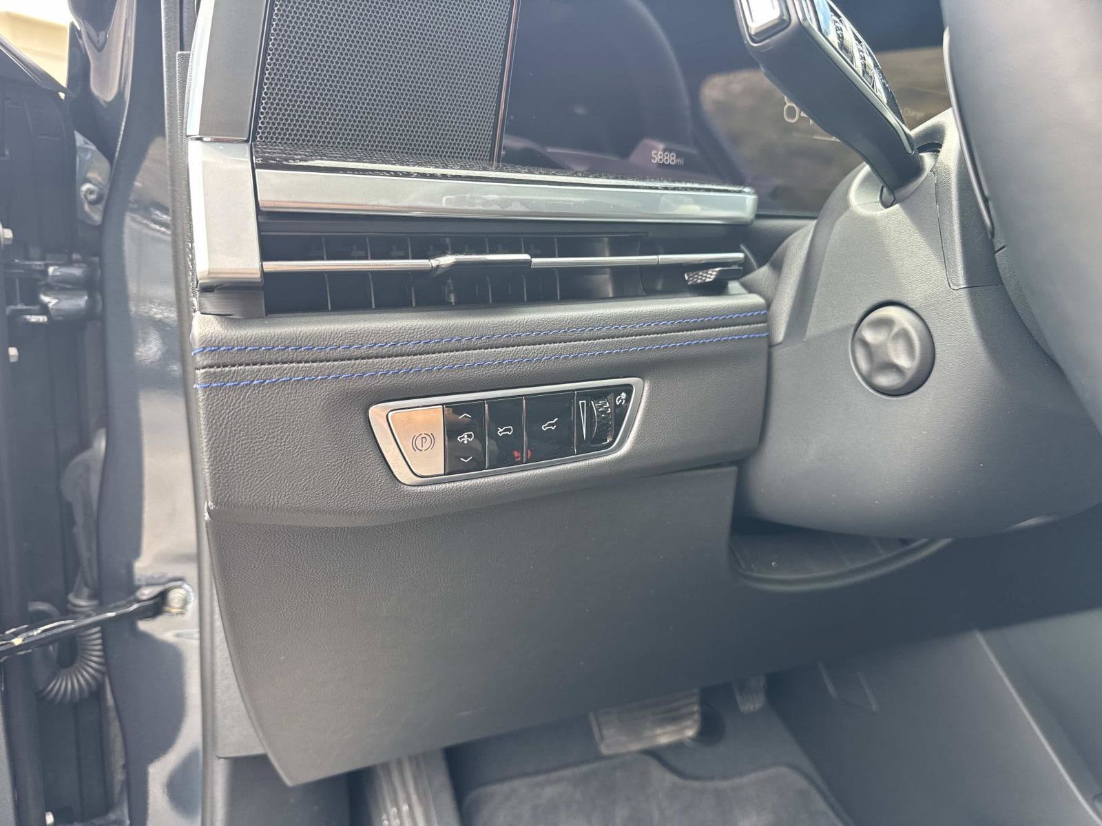 New 2025 Cadillac Escalade IQ Luxury 1 AWD/4WD image 33