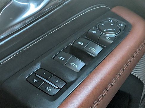 Used 2023 GMC Yukon XL Denali Ultimate image 26