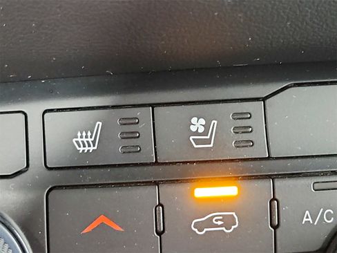 Used 2023 Dodge Durango GT image 36