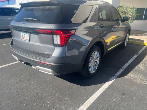 Certified 2025 Ford Explorer Platinum w/ LUX Leather Package AWD/4WD image 5