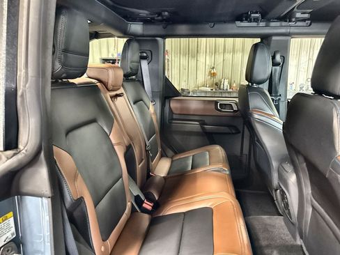 Used 2024 Ford Bronco Outer Banks AWD/4WD image 30