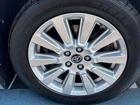 Used 2019 Toyota Sienna AWD image 38