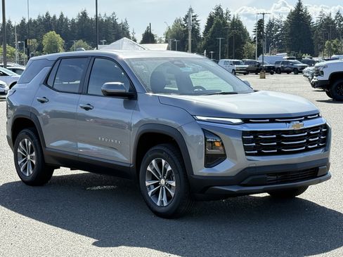 Used 2026 Chevrolet Equinox LT w/ Convenience Package II AWD/4WD image 7