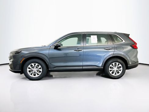 Used 2023 Honda CR-V LX image 4