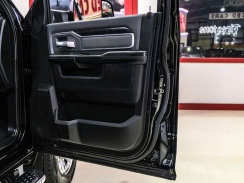 Used 2022 RAM 2500 Big Horn image 39