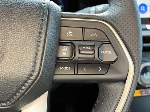 New 2025 Toyota 4Runner Limited image 19