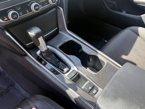 Used 2020 Honda Accord LX image 16