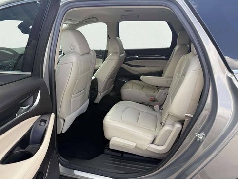 Used 2019 Buick Enclave Essence w/ Trailering Package, 5000 lbs. FWD image 11