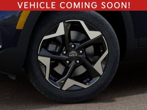New 2026 Kia Seltos EX image 9