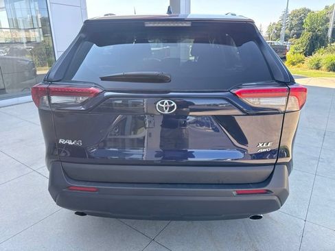Used 2025 Toyota RAV4 XLE AWD/4WD image 6