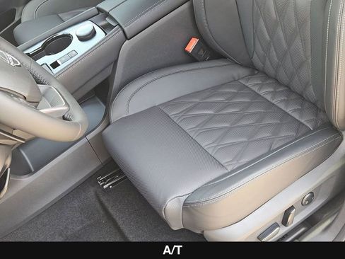 New 2026 Nissan Rogue Platinum AWD/4WD image 16