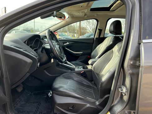 Used 2012 Ford Focus SEL FWD image 16
