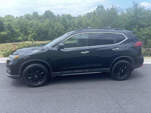 Used 2017 Nissan Rogue SV w/ Midnight Edition Package AWD/4WD image 2
