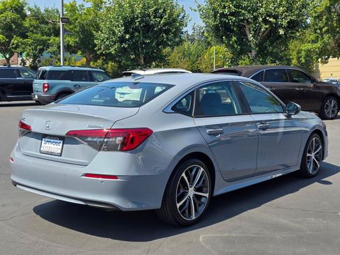 Used 2024 Honda Civic Touring image 11