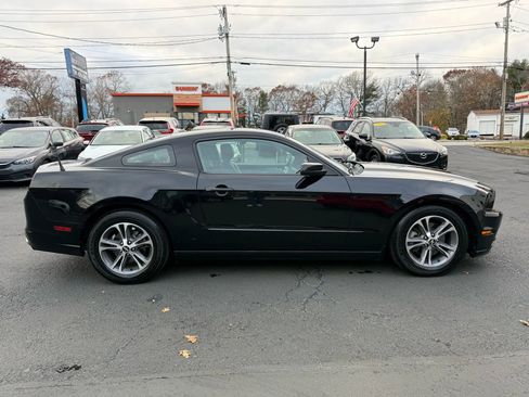 Used 2014 Ford Mustang Premium w/ Comfort Package image 8