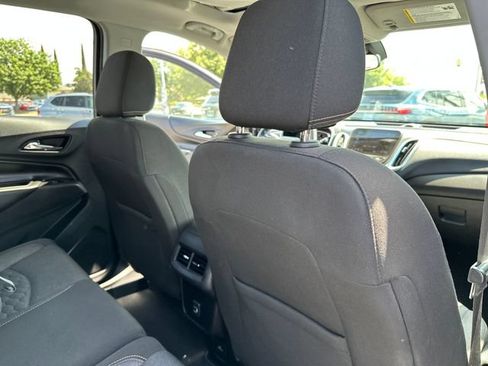 Used 2019 Chevrolet Equinox LT w/ Sun & Navigation Package FWD image 23
