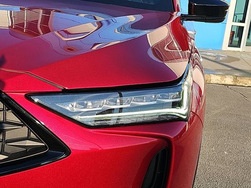 Used 2023 Acura MDX A-Spec image 9