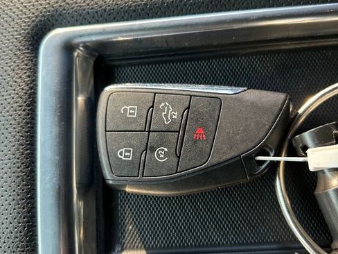 Certified 2022 Chevrolet Silverado 1500 LTZ w/ Z71 Off-Road Package image 42