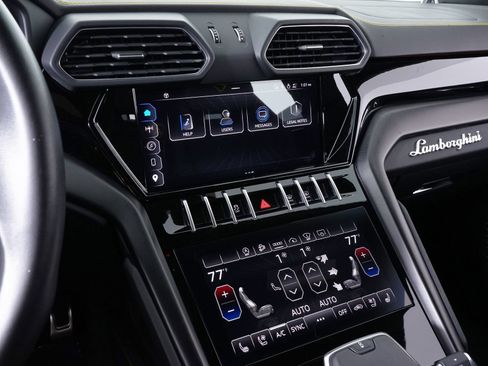 Used 2023 Lamborghini Urus S AWD/4WD image 29