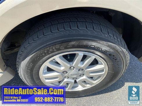 Used 2012 Ford Expedition XLT AWD/4WD image 26