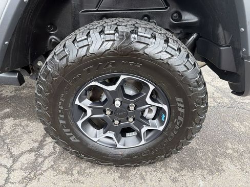 Used 2023 Jeep Wrangler Unlimited Rubicon 4xe w/ Cold Weather Group AWD/4WD image 34