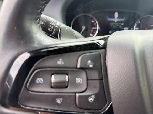Used 2024 Buick Enclave Premium FWD image 31