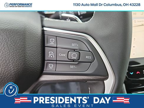 New 2026 Jeep Grand Cherokee Altitude image 28