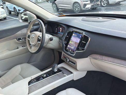 Certified 2023 Volvo XC90 B6 Plus image 55