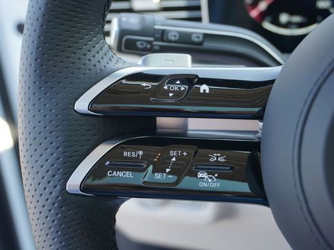 New 2026 Mercedes-Benz GLS 450 4MATIC image 23