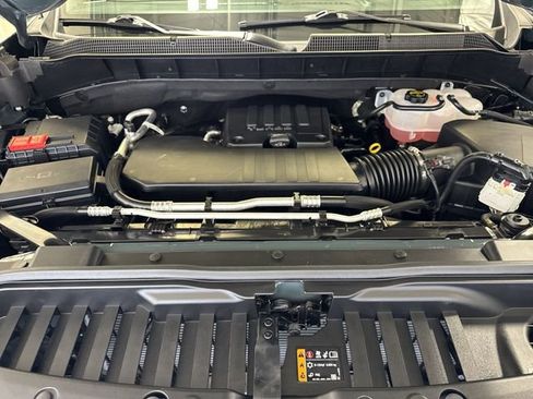 Used 2025 Chevrolet Silverado 1500 LT AWD/4WD image 27
