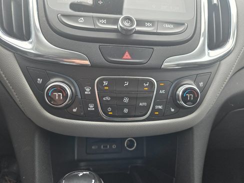 Used 2020 Chevrolet Equinox Premier AWD/4WD image 15