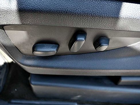 Used 2018 Chevrolet Silverado 1500 LT w/ All Star Edition AWD/4WD image 16